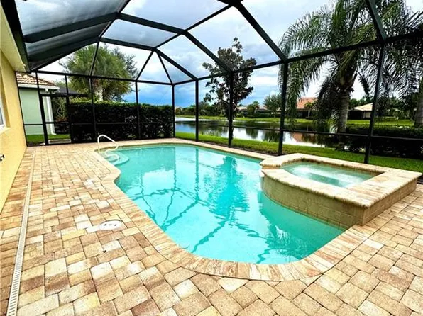 6421 Liberty St, Immokalee, FL 34142