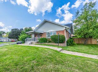 18 Shropshire Dr #BASEMENT, Toronto, ON M1P 1Y7