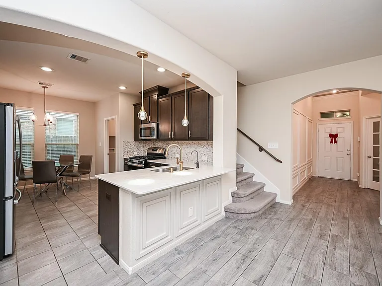 23919 Villa Lisa Dr — Photo 25