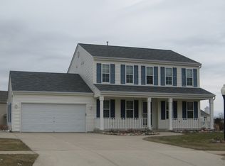 650 Heron Dr, Mukwonago, WI 53149