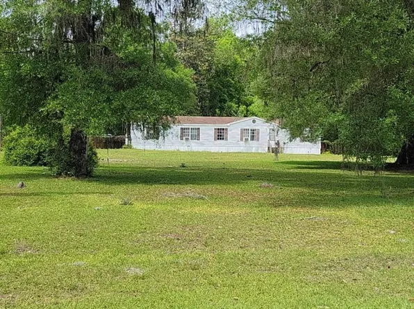 97 NE 539th St, Old Town, FL 32680