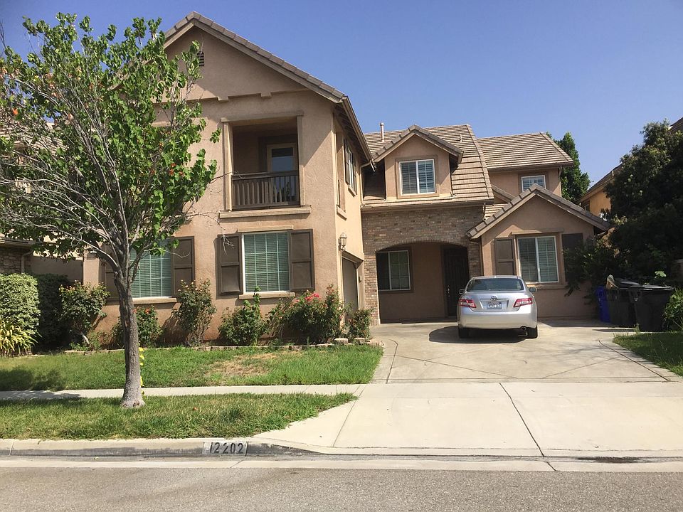 1st image of 12202 Bridlewood Dr