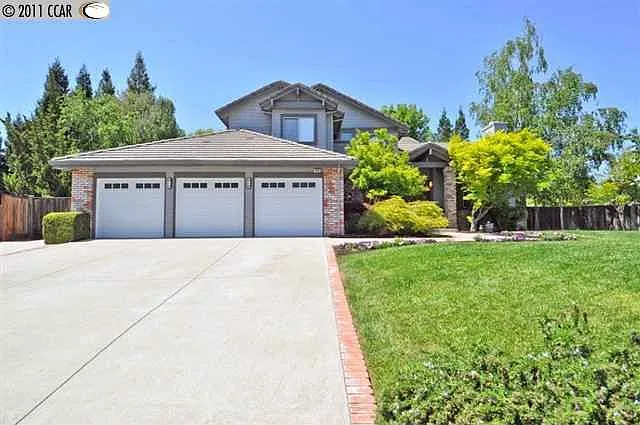 175 Donald Ct photo 1