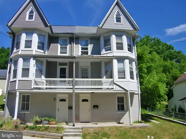 167 Hanover St, Glen Rock, PA 17327