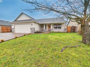 4031 Douglas Dr, Springfield, OR 97478