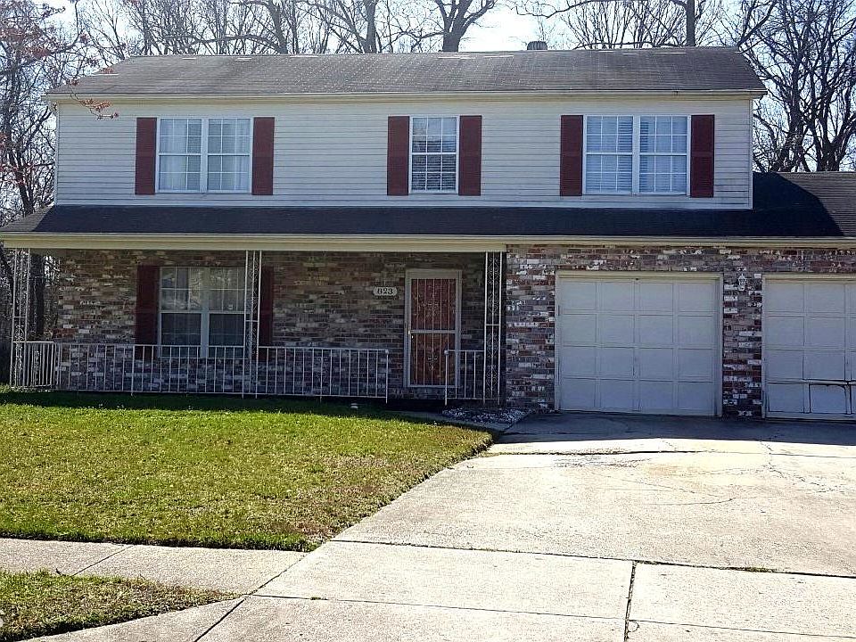 1st image of 823 Falcon Dr