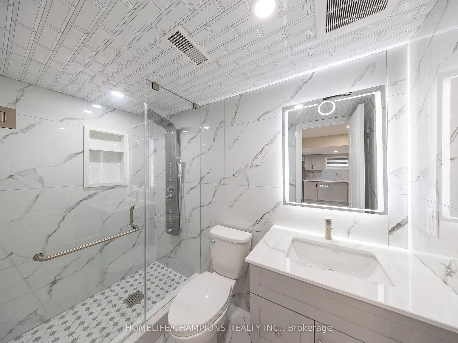 4 bed, $2,150 — Photo 4