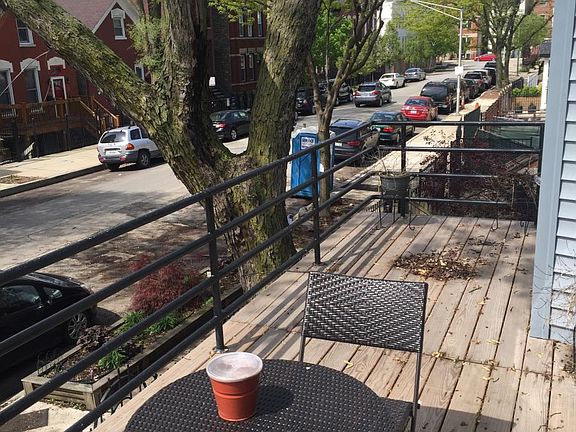 2nd image of 1722 W Julian St #2