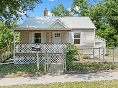1512 4th Ave, Belle Plaine, IA, 52208