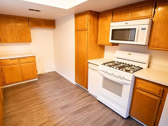 3rd image of 3503 E 2nd St