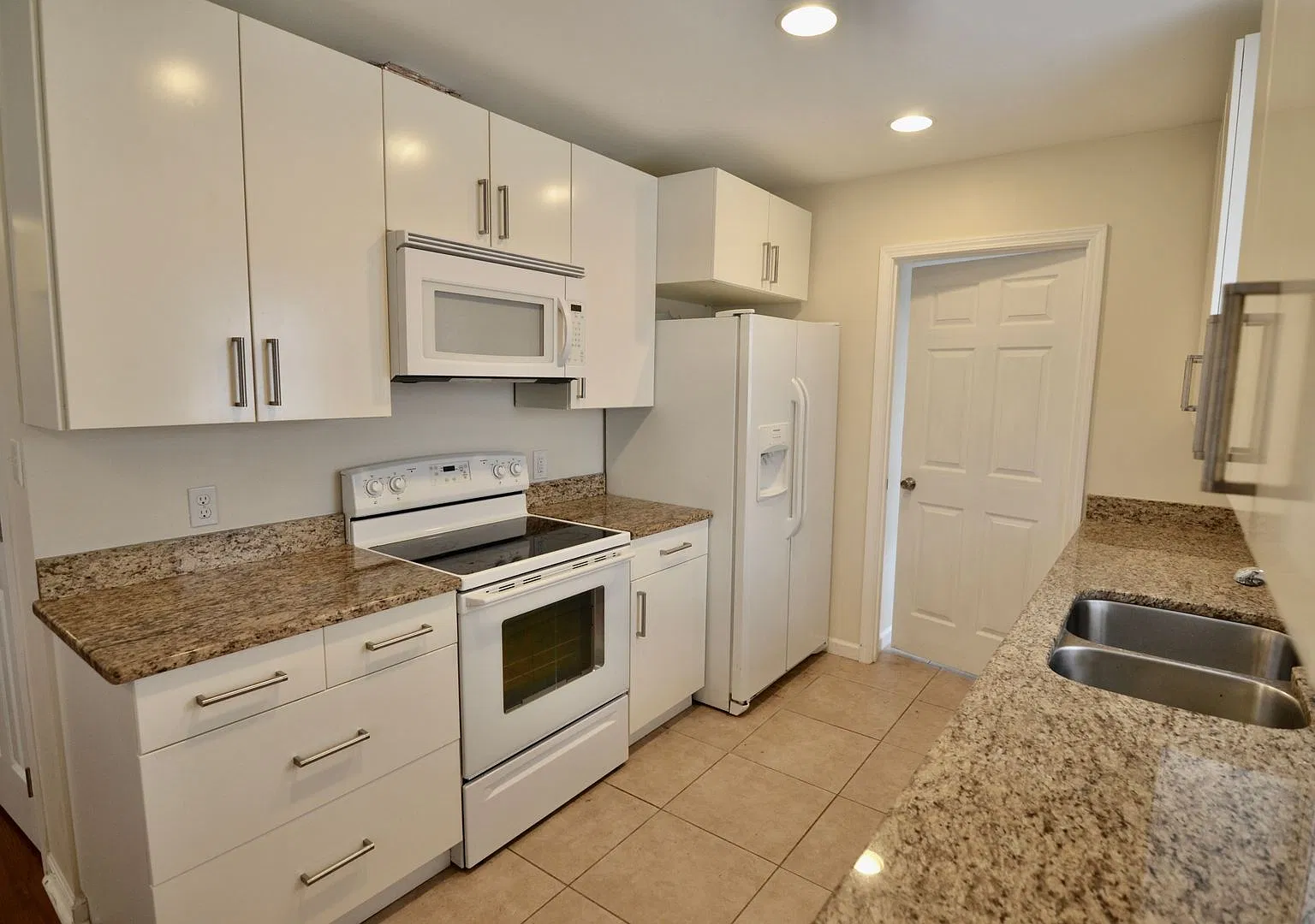 114 Eugene Street — Photo 1