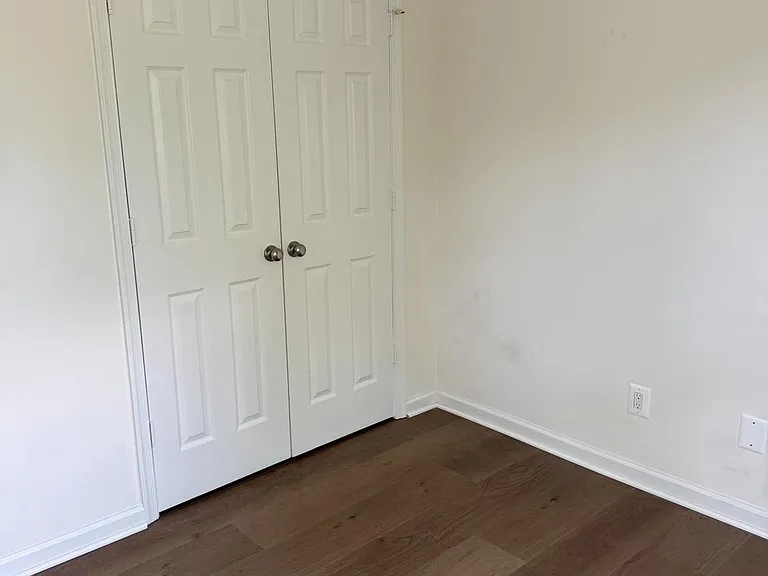 1704 Lake Shore Crest Dr #32 — Photo 19