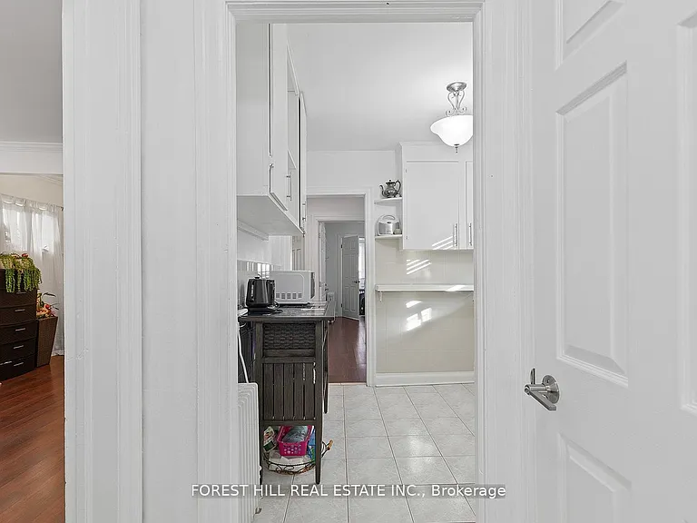 55 Hartley Ave #MAIN — Photo 5