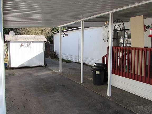 2nd image of 1316 91st Ave SE Unit 2