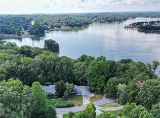 107 Mandalay Rd, Gainesville, GA 30501