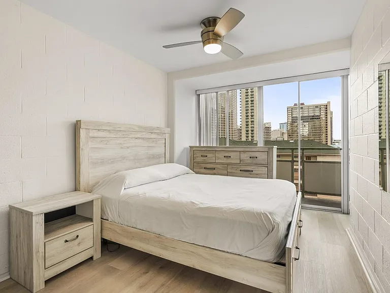445 Kaiolu St #905-1 — Photo 5