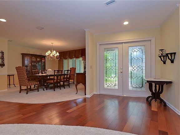 3rd image of 4601 Dogwood Hills Ct