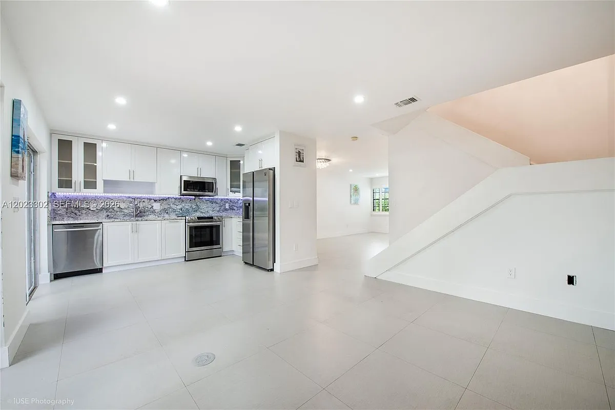 Building Photo - 15463 SW 110th Ter