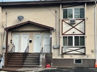 65 16th Ave, Paterson, NJ 07501