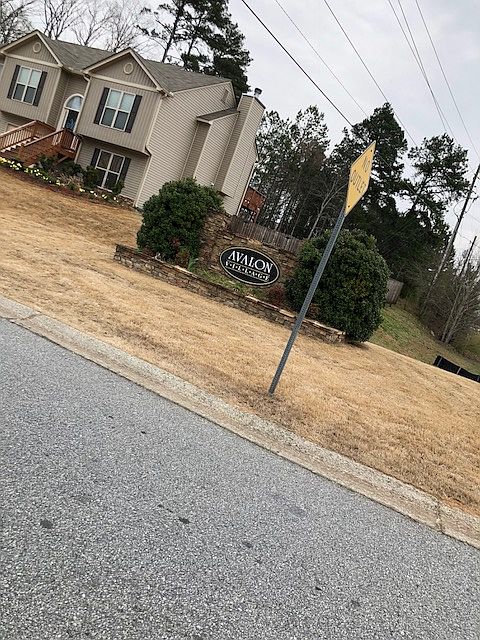 2nd image of 1431 Silvergate Way