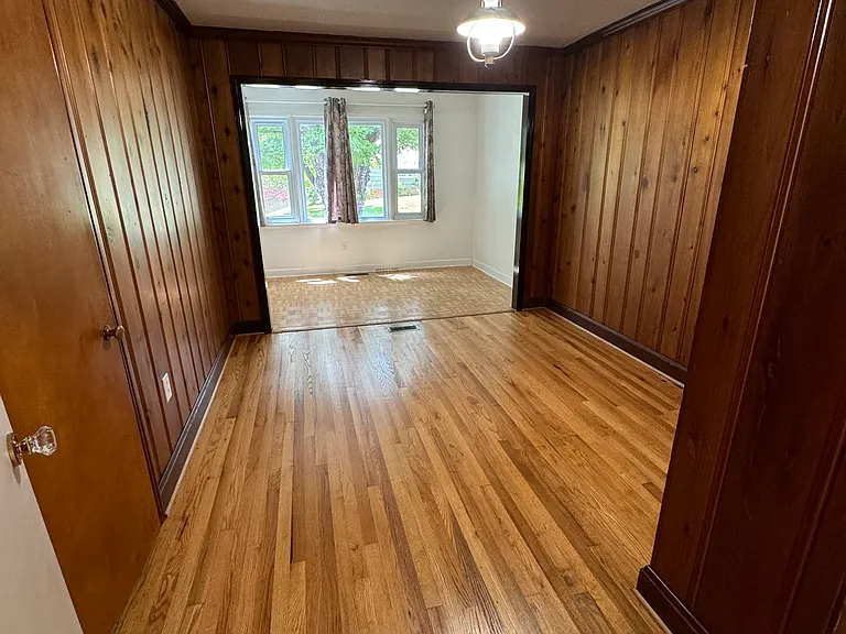 39 Mayfair Ln — Photo 13