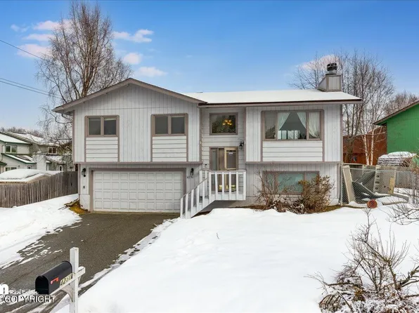 4251 Galactica Dr, Anchorage, AK 99517