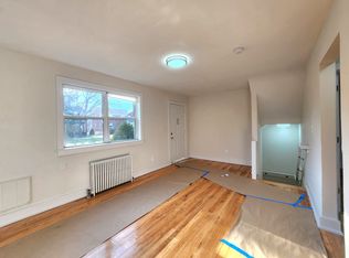 220-27 67th Ave #4DX, Oakland Gardens, NY 11364