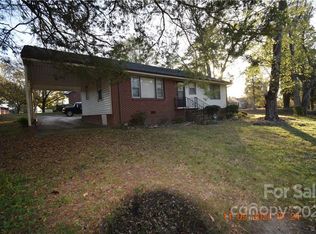 1619 Linwood Rd, Gastonia, NC 28052