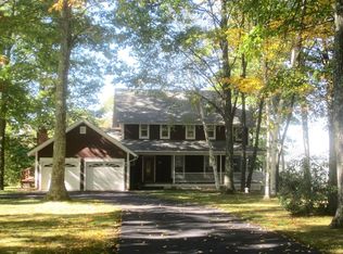 2 Overlook Dr, Belchertown, MA 01007