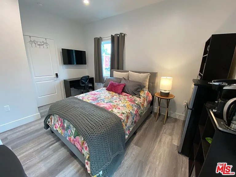 2206 Hauser Blvd — Photo 37