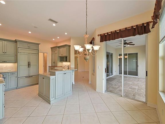 3rd image of 2276 Island Cove Cir