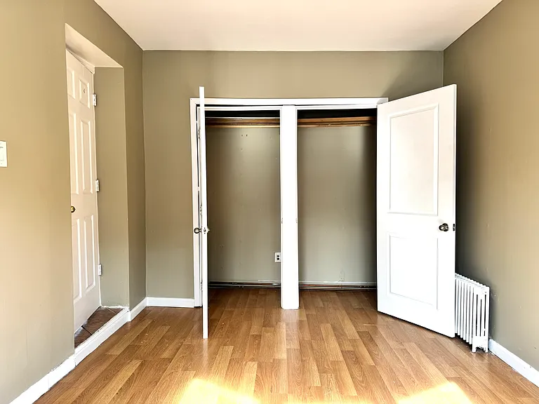 42 Bennett Ave #2 — Photo 7