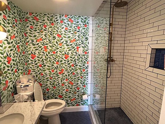 3rd image of 1715 Wallace St APT 202