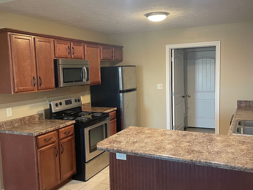 2nd image of 6057 Lauren Ln