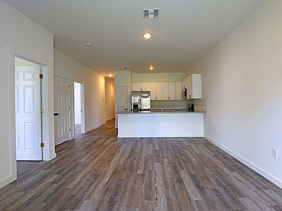 2nd image of 2222 Keith Ave S