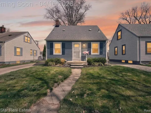 2819 Geneva St, Dearborn, MI 48124