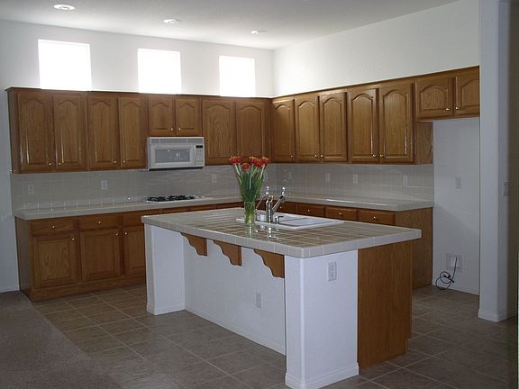 Spacious kitchen