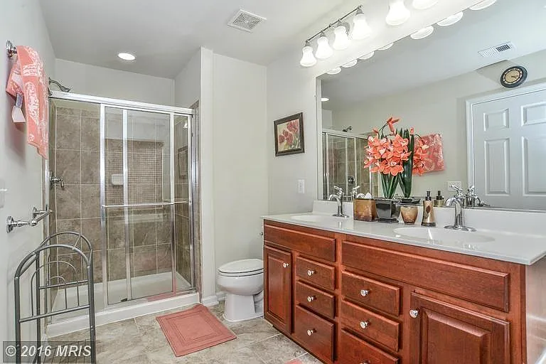 Master Bath1