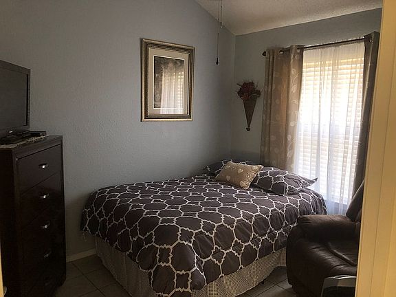 Bedroom #2 Queen/Full bed