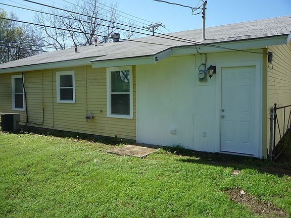 4th image of 504 NW King St