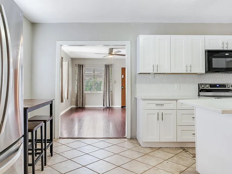 2514 W Gray St — Photo 16