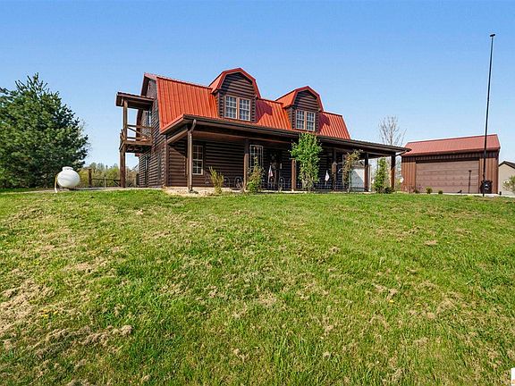 3rd image of 222 Rainbow Rd