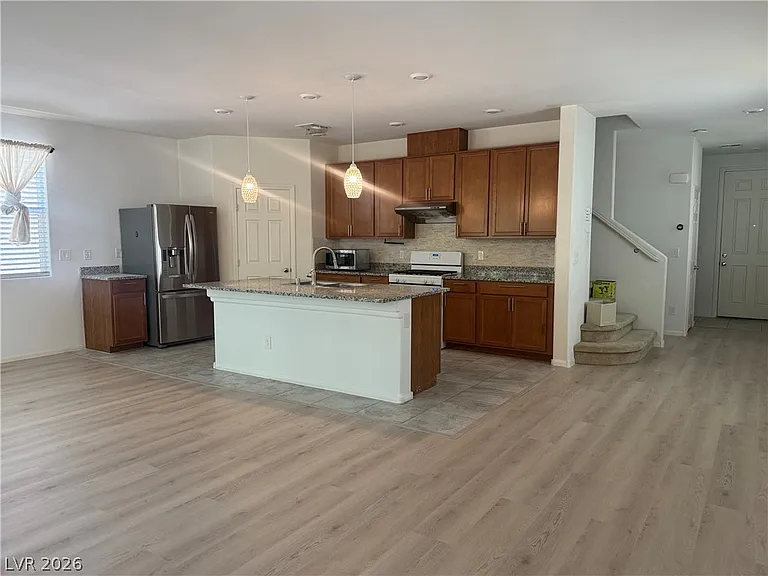 5573 Anshan St — Photo 5