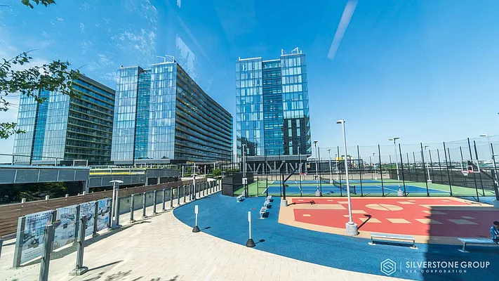 Sold by Silverstone Group USA Corp. | media 91