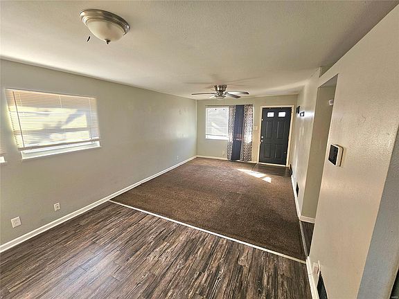 2nd image of 131 Brigadoon Cir