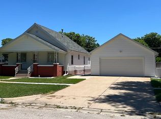 511 S Saint Joseph Ave, Hastings, NE 68901