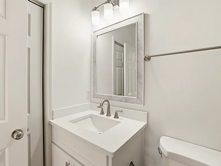 924 Marys Dr #B — Photo 11