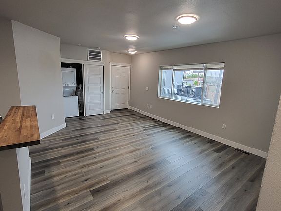 2nd image of 2760 8th Ave #C