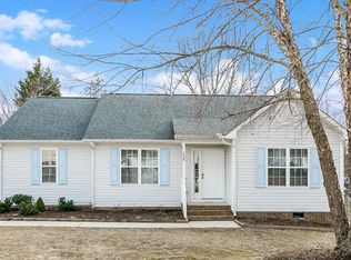 208 Mitchell Ave, Clayton, NC 27520