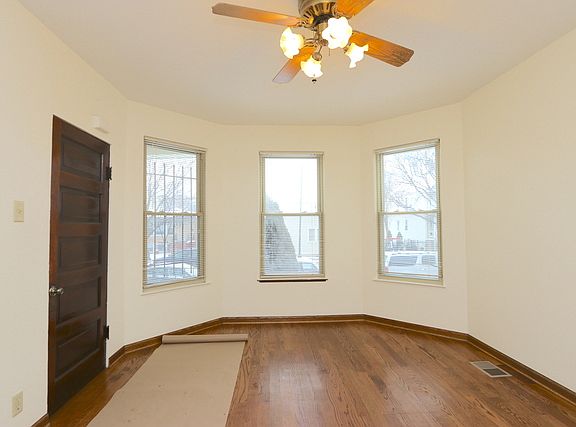 2nd image of 2040 N Laramie Ave APT 1